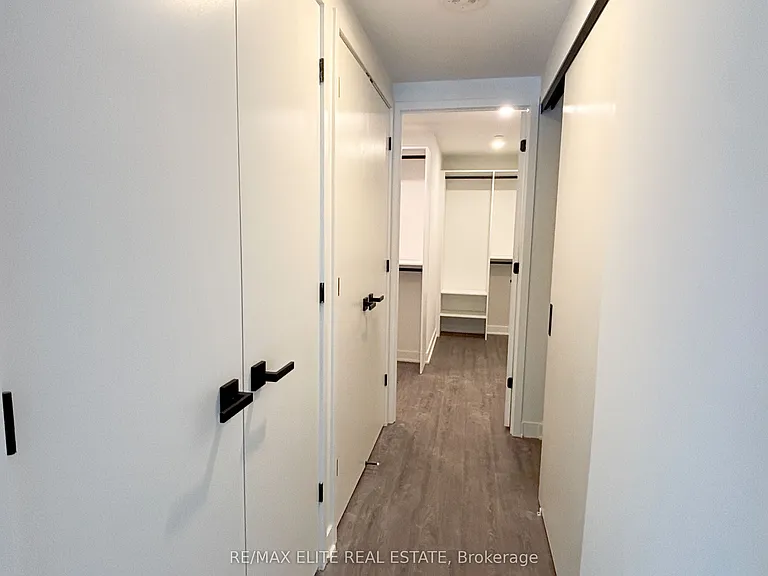 55 Charles St E #Townhouse 10 — Photo 9