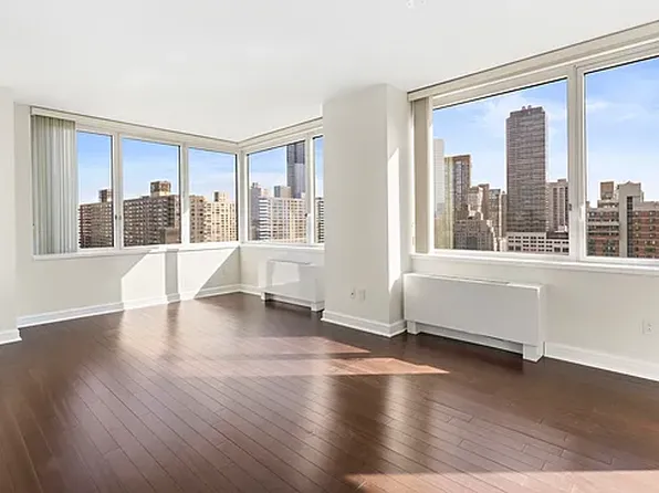 100 Riverside Blvd APT 24A, New York, NY 10069
