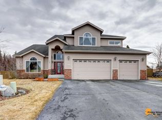 11075 Bluff Creek Cir, Anchorage, AK 99515