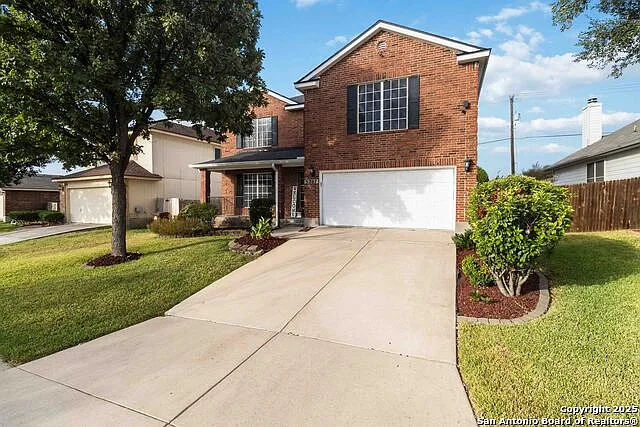 3 bed, 2.5 bath, 2424 sqft, $1,700 — Photo 3
