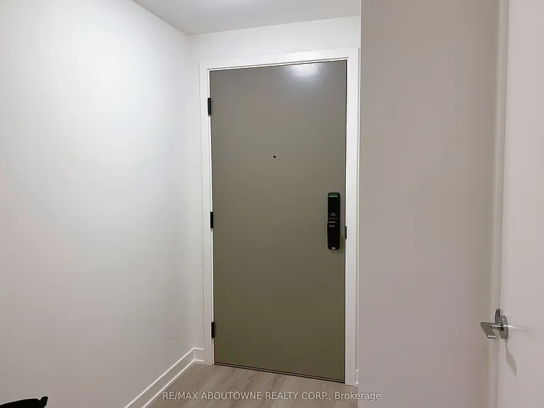 3079 Trafalgar Rd #1405 — Photo 2