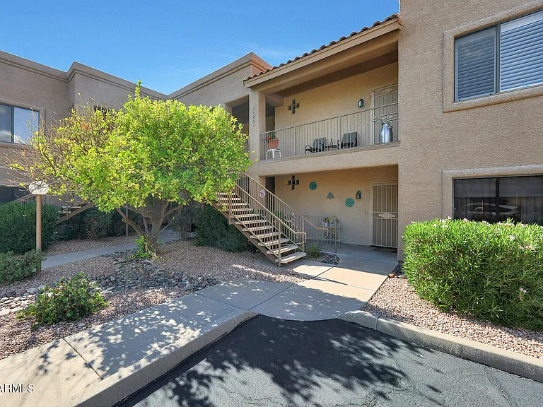 13804 N Saguaro Blvd #211 — Photo 2