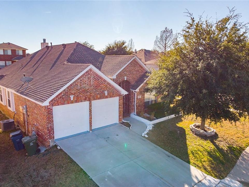1st image of 6110 Creek Crossing Ln