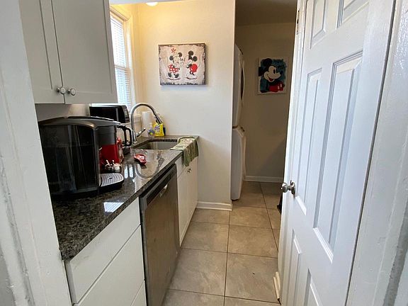 4th image of 38 N Pennewell Dr
