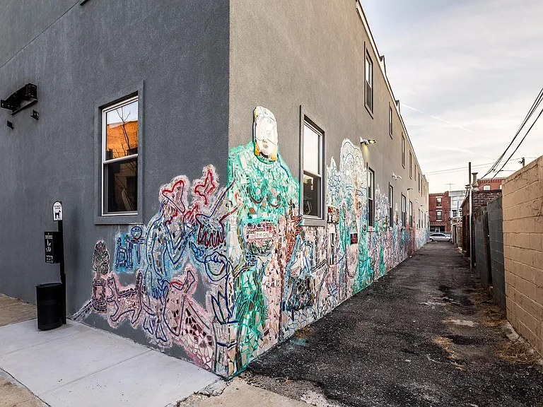 1235 Federal St — Photo 10