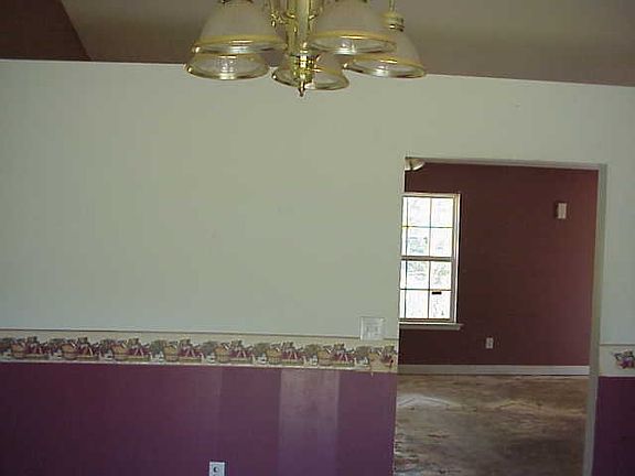 4th image of 236 Doris Ann Ct
