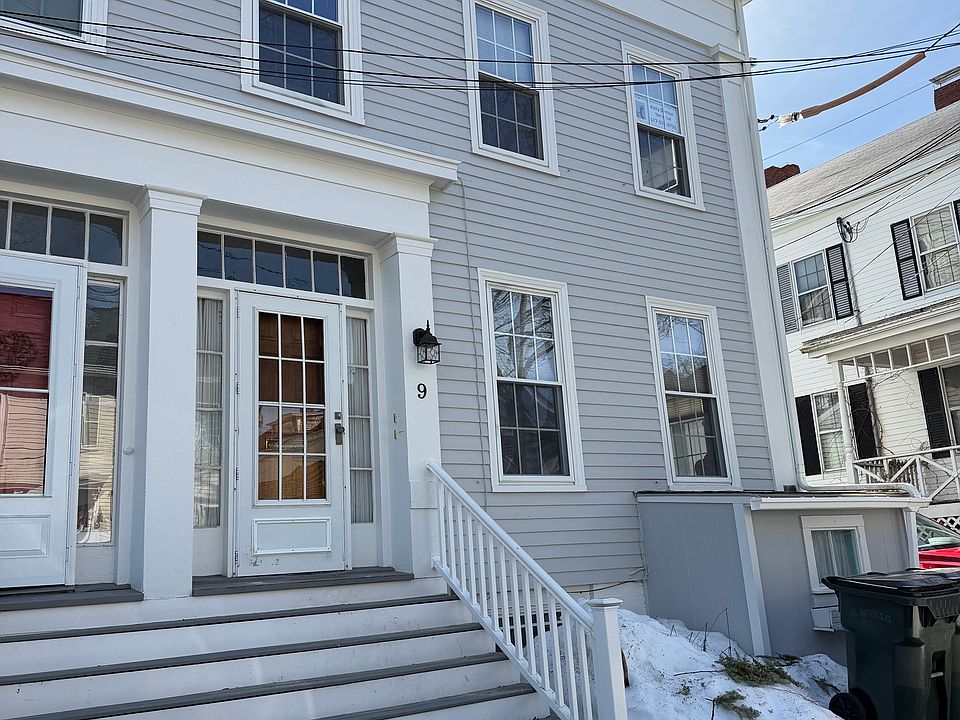 1st image of 9 Charles St #2