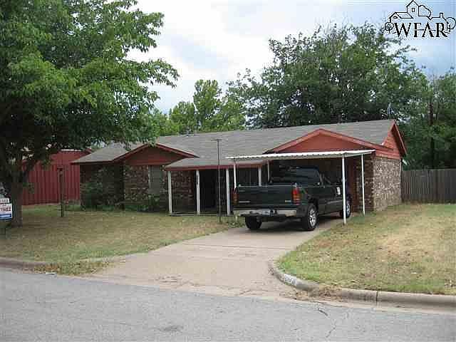1st image of 1614 Gunnison Dr
