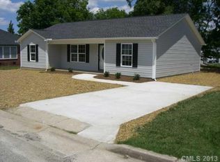 104 Pickens St, Clover, NC 29710