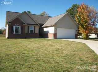 5225 N Belsay Rd, Flint, MI 48506