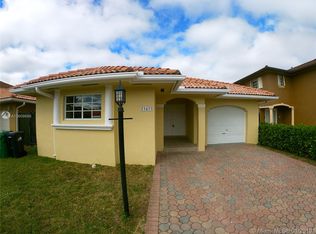 15455 SW 32nd Ter, Miami, FL 33185