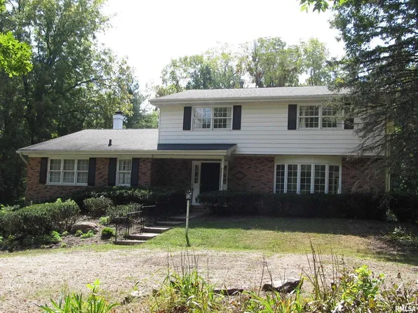 22206 280th Ave, Le Claire, IA 52753