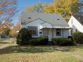 1st image of 7401 Parkland