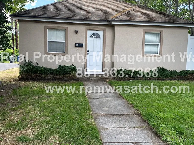 866 S McClelland St — Photo 1