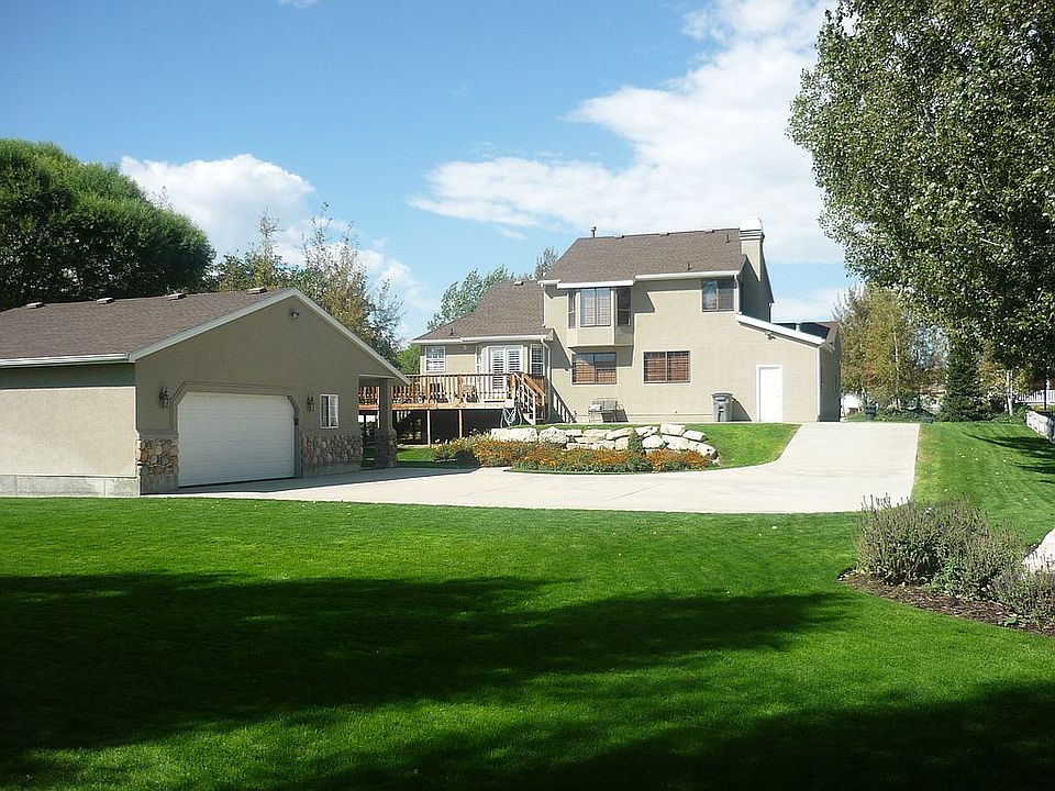 2nd image of 9971 S Dunsinane Dr
