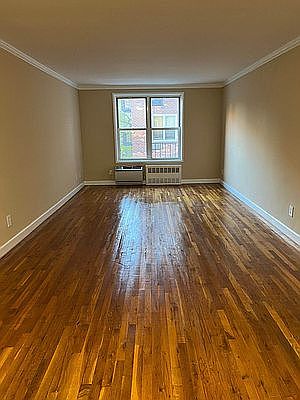 3rd image of 142-19 Barclay Ave #4
