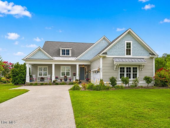 2nd image of 3005 Pine Bay Court