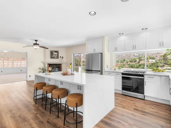 16237 Wikiup Rd, Ramona, CA 92065