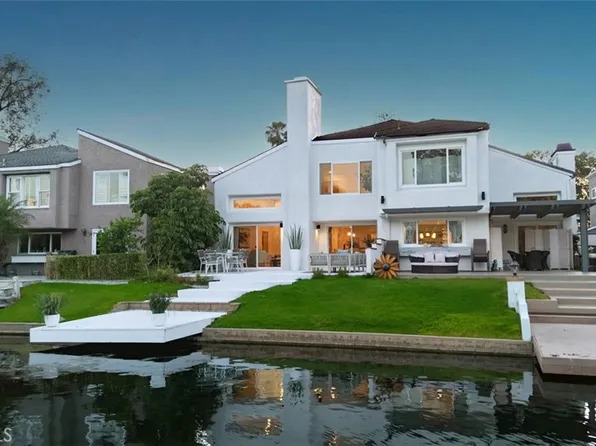 22526 Lake Forest Ln, Lake Forest, CA 92630