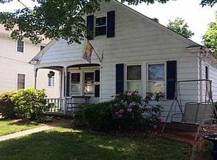75 Bassett St, Pawtucket, RI 02861