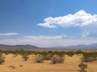 2916 S Ironwood Rd, Golden Valley, AZ 86413