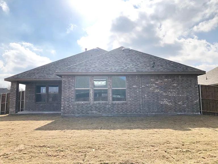 1261 Sharp St — Photo 31