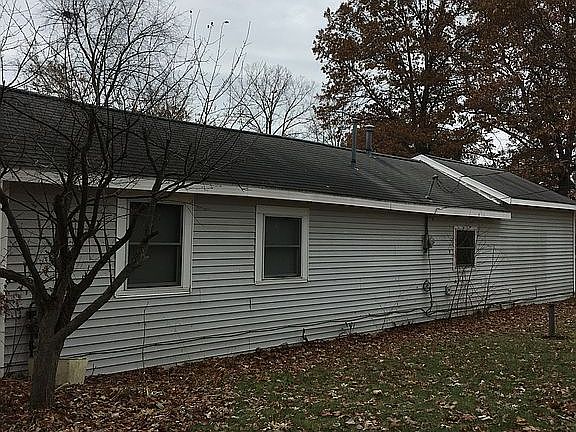 4th image of 4466 Navarra Ave