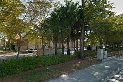 1st image of 1031 The Pointe Dr