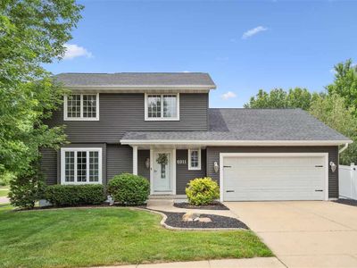 6911 Winthrop Rd NE, Cedar Rapids, IA, 52402