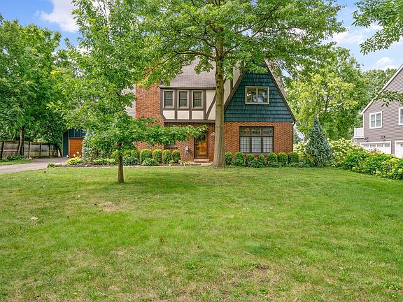 3rd image of 3148 Elbern Ave