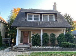 551 Oak Ave, Birmingham, MI