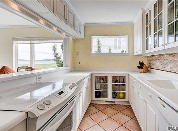 5th image of 2820 Shipyard Ln Unit 1G1