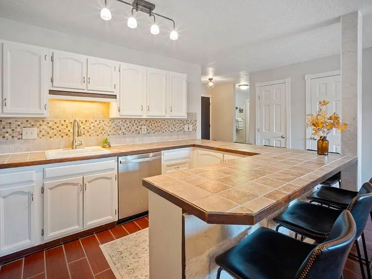 535 Straight Creek Dr #D-203 — Photo 6