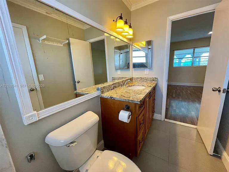 5021 W Oakland Park Blvd #309 — Photo 13
