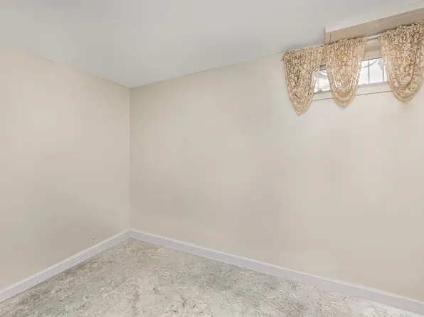 76-27 175th Street image 19 of 31