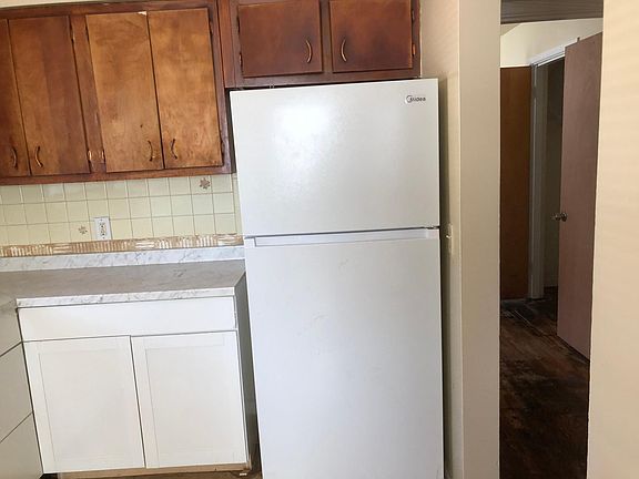 3rd image of 1260 Sliker Ave #1