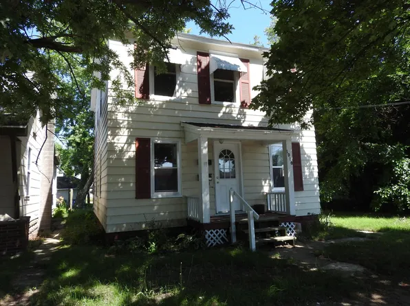 1010 Garfield Ave NW, Grand Rapids, MI 49504