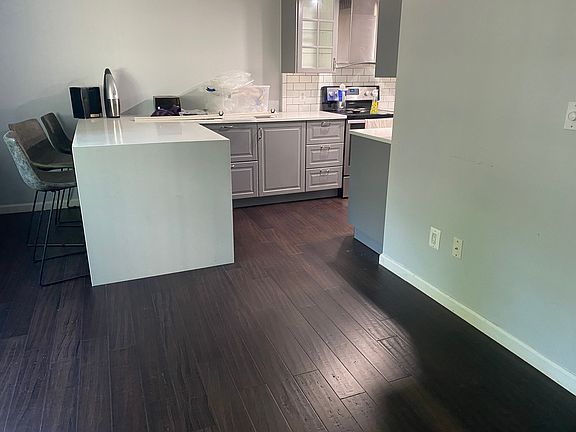 4th image of 1611 Barnstead Dr