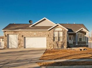 1274 W Creek Ridge Dr, South Jordan, UT 84095