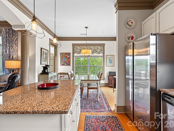 4th image of 42 Schenck Pkwy #205