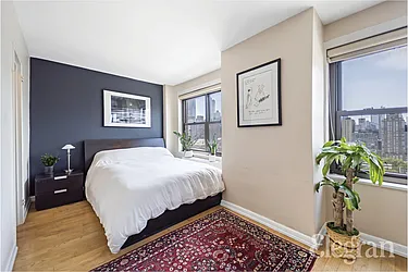 Sold by (Legacy) Elegran