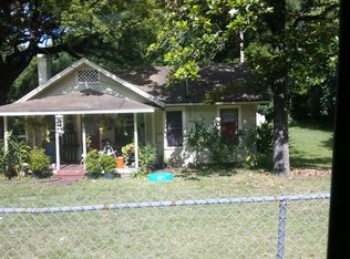130 S Boston Ave, Deland, FL 32724