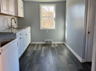 8418 W Lincoln Ave, Milwaukee, WI 53227
