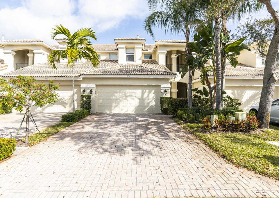 1st image of 725 Cable Beach Ln