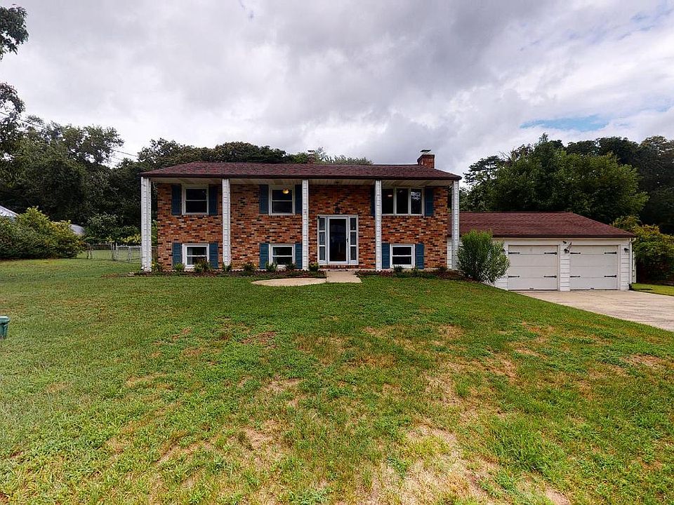 1st image of 446 Martin Dr