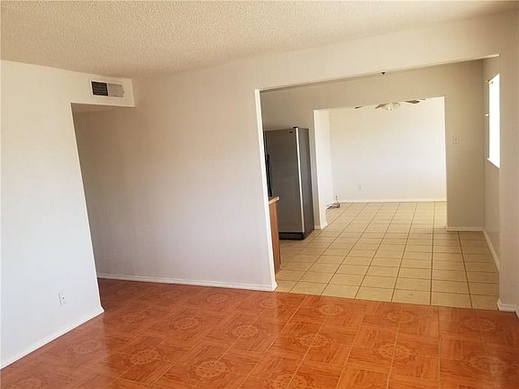 4th image of 7307 Mimosa Ave