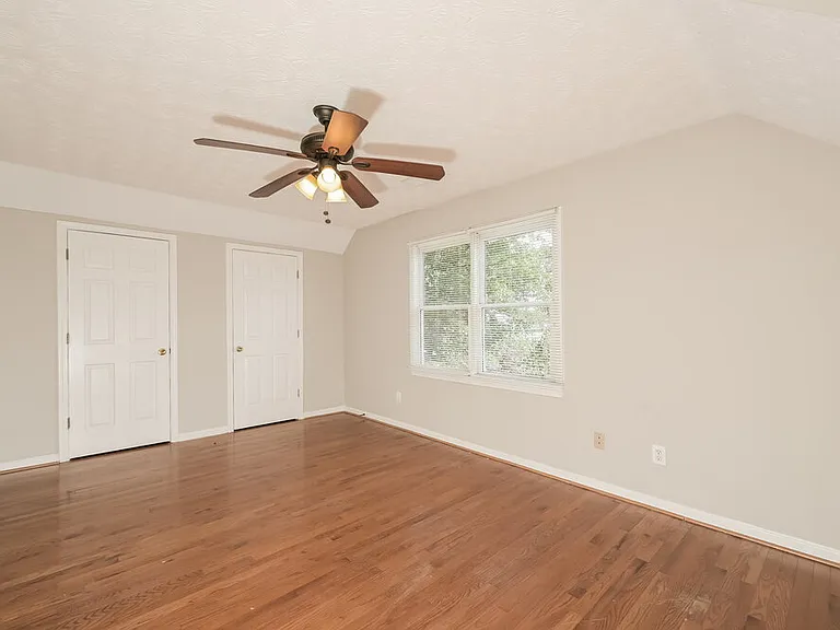 710 Maggie Mae Ln — Photo 15