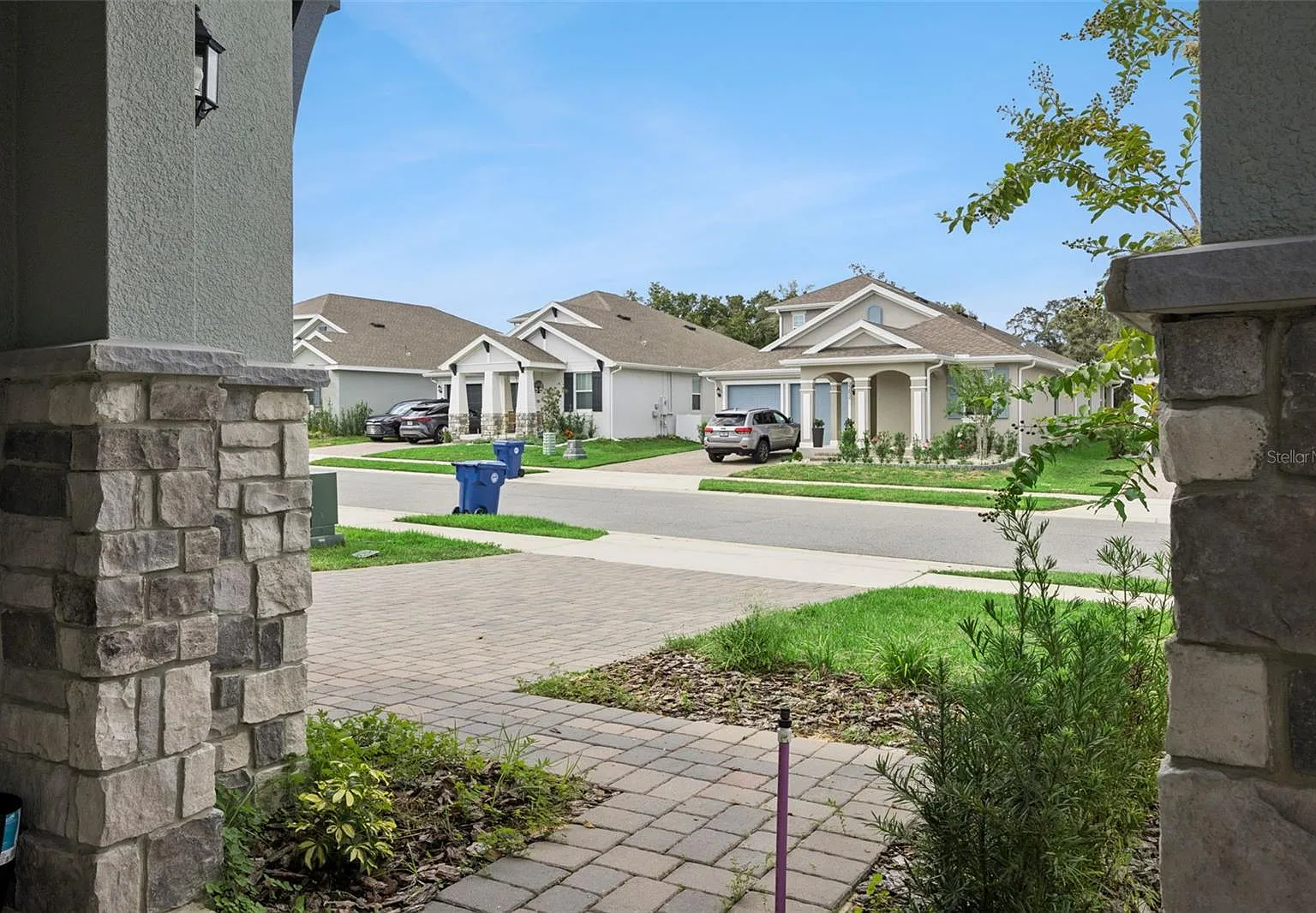 4 bed, 2.5 bath, 2093 sqft, $3,100 — Photo 4