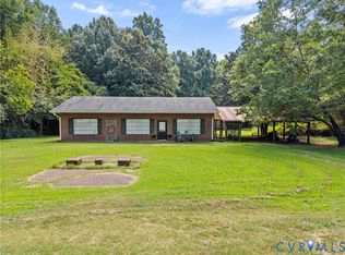 18541 W Pridesville Rd, Amelia Court House, VA 23002
