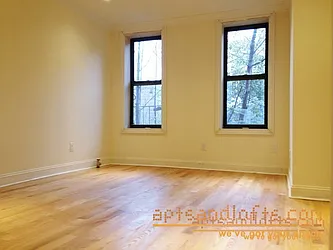 Rented by aptsandlofts.com